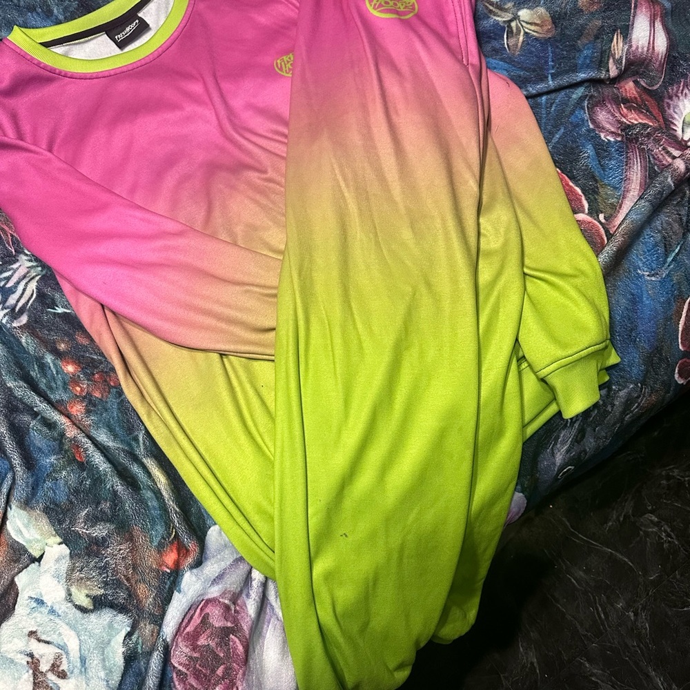 Gradient Pink and Green Men's Sweatshirt